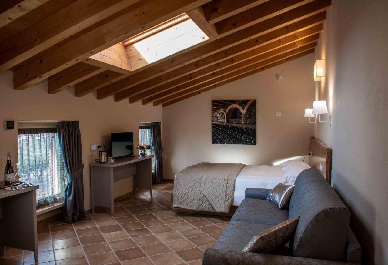 Agriturismo Relais La Casina Cavriana Ngoại thất bức ảnh